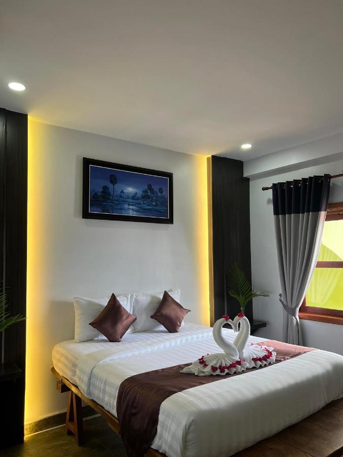 The Moon Kampot Boutique Hotel Luaran gambar