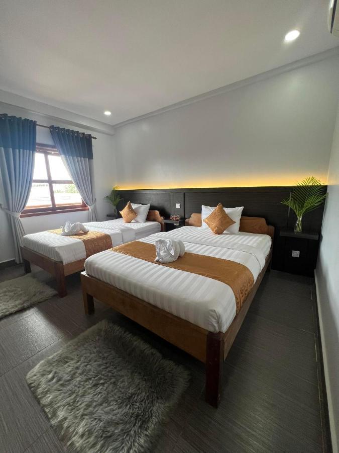 The Moon Kampot Boutique Hotel Luaran gambar