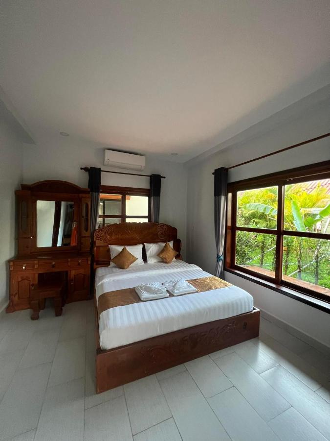 The Moon Kampot Boutique Hotel Luaran gambar