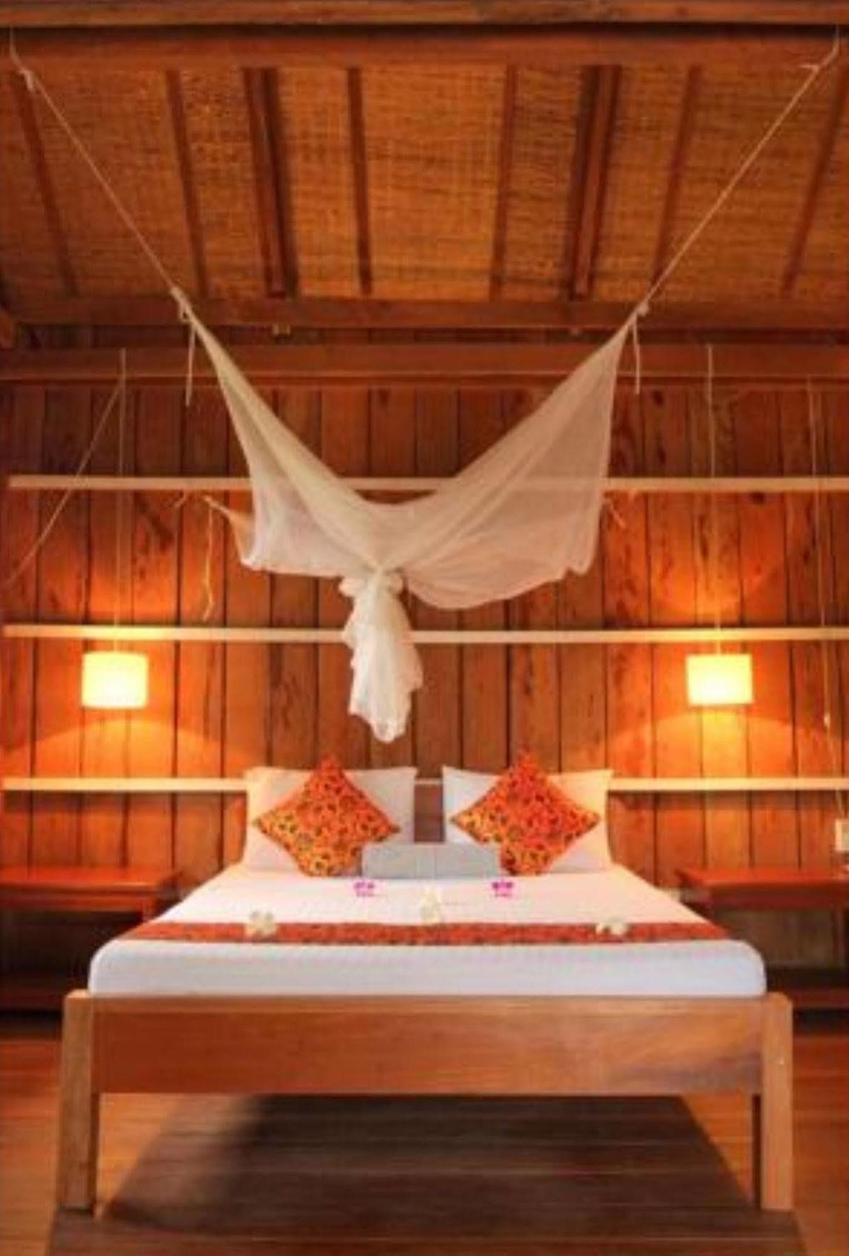 The Moon Kampot Boutique Hotel Luaran gambar